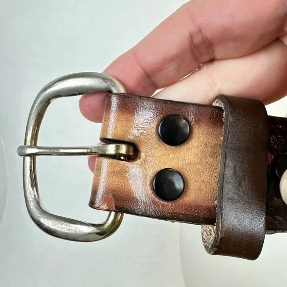 Vintage Tooled Cowhide Wolf Embossed Western Belt Men’s Size 42” - Picture 12 of 16